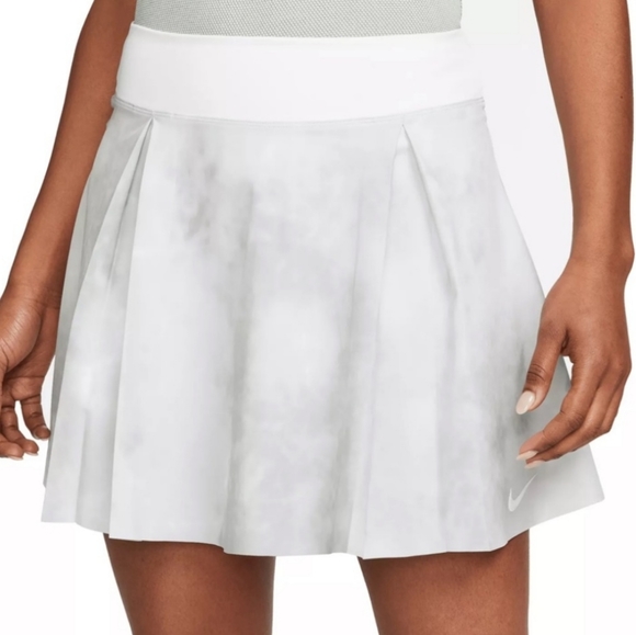 Nike Women's Dri-Fit Club Golf Skort Skirt White Grey Size Medium - Picture 1 of 7